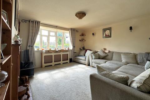 4 bedroom semi-detached house for sale, Priory Field, Upper Beeding, Steyning