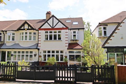 5 bedroom end of terrace house for sale, Monks Orchard Road, Beckenham, BR3