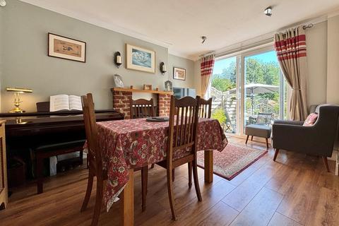 95 Monks Orchard Road, Beckenham, BR3 3BJ