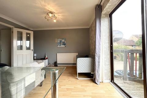 41 Gramwell, Shenley Church End, Milton Keynes, MK5 6DG