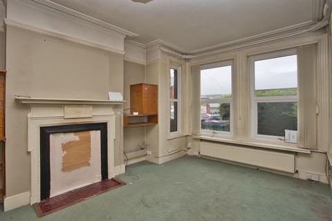 95 Chart Road, Folkestone, CT19 4EP