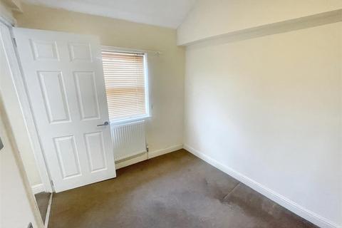 2 bedroom flat for sale, Park Street, Towcester