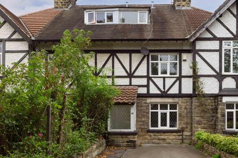 4 bedroom terraced house for sale, Belle Vue Avenue, Leeds LS8