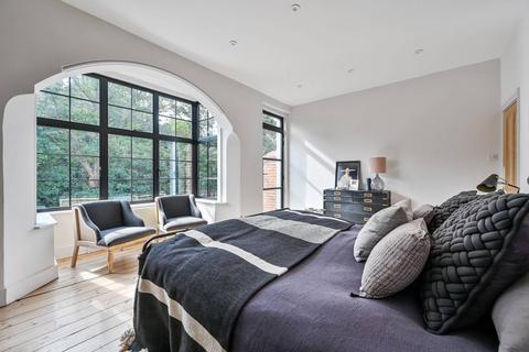 78 Wellington Gardens, London, SE7 7PH