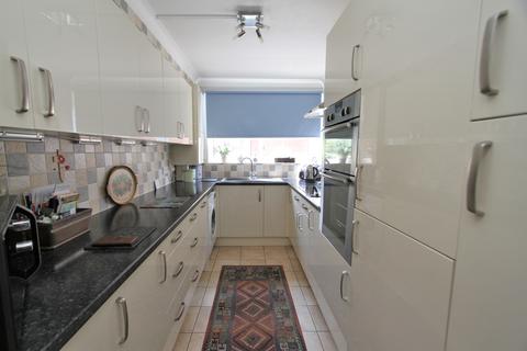 3 bedroom apartment for sale, Meads Road , Eastbourne  BN20