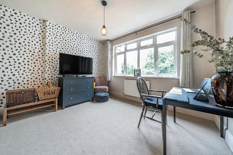 42 Copthall Road West, Ickenham, Uxbridge, UB10 8HS