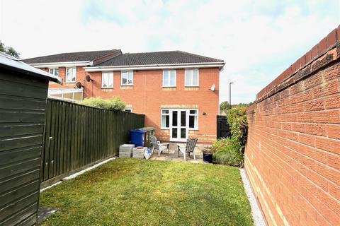 3 bedroom end of terrace house for sale, Lower Birches Way, Rugeley