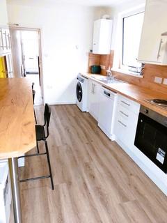 4 bedroom terraced house to rent, Swansea SA1