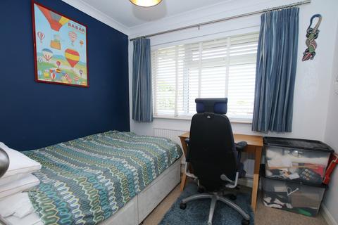 12 Browning Drive, Winchester, SO22 5AR