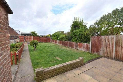 3 bedroom semi-detached house to rent, Grange Road, Shepshed LE12