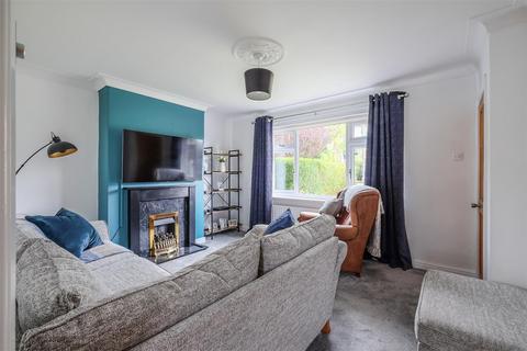 19 Clare Crescent, Wyke, Bradford, BD12 8LD