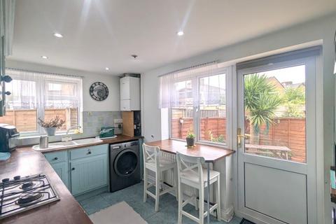 1 Marriott Close, Feltham, TW14 9PZ