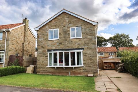 3 bedroom detached house for sale, Dovecot Close, Gristhorpe YO14