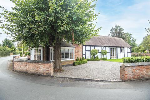 5 bedroom detached house for sale, Mill End Lane, Alrewas