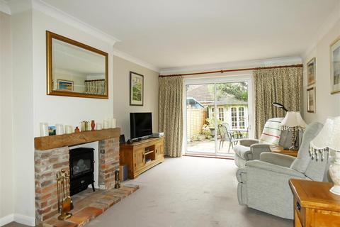 3 bedroom chalet for sale, Preston Avenue, Rustington BN16