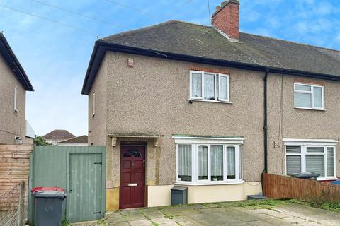 3 bedroom end of terrace house for sale, Faraday Road, Slough