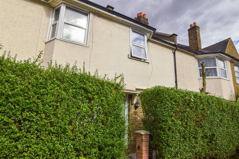 3 bedroom terraced house to rent, Granden Road, London