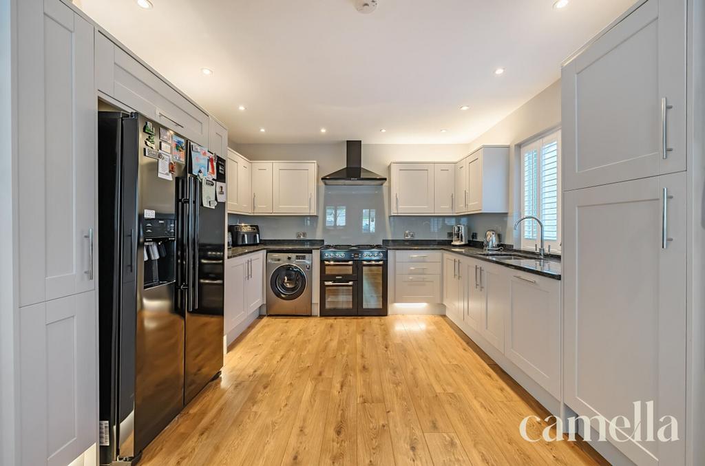Kitchen/Dining