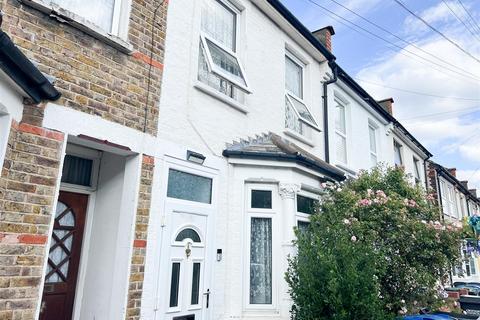 2 bedroom terraced house for sale, Guildford Road, Croydon