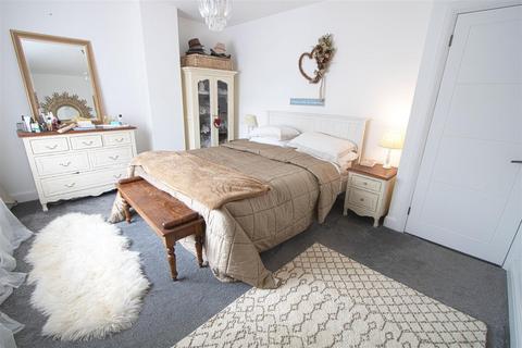 22 Hillary Mount, Billericay, CM12 9JS