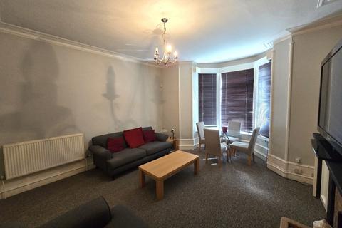 1 bedroom flat to rent, Union Grove, City Centre, Aberdeen, AB10