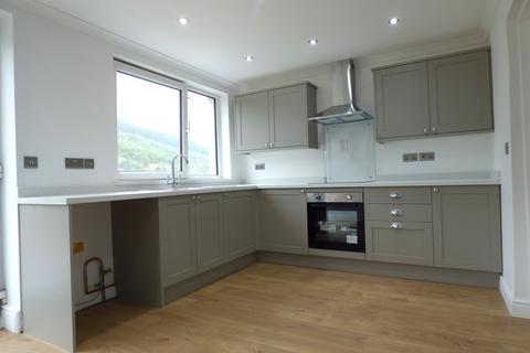 3 bedroom terraced house to rent, Meadow Street, Pontycymer, Bridgend. CF32 8HG