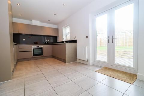 4 bedroom detached house for sale, Broughton Road, Pontefract WF8