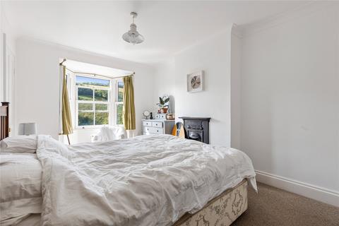 16 Fairview Road, Dartmouth, TQ6 9EN