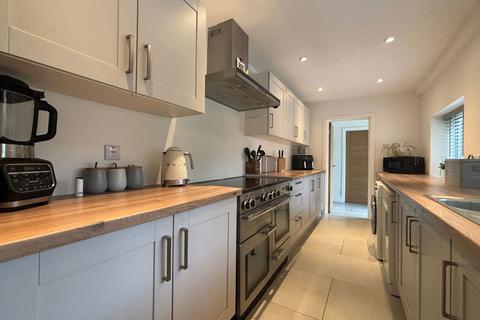 79 Grantham Road, Bracebridge Heath, Lincoln, LN4 2LE