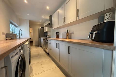 79 Grantham Road, Bracebridge Heath, Lincoln, LN4 2LE
