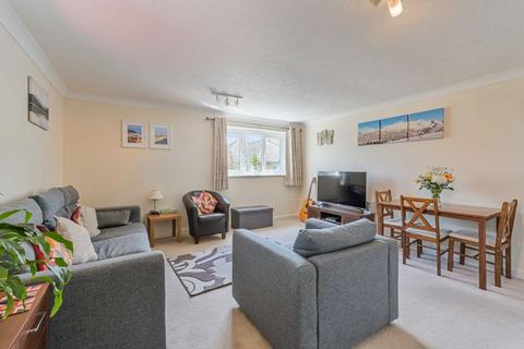 2 bedroom maisonette for sale, Crowhurst Mead, Godstone RH9