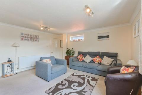 2 bedroom maisonette for sale, Crowhurst Mead, Godstone RH9