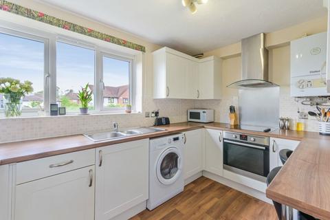 2 bedroom maisonette for sale, Crowhurst Mead, Godstone RH9