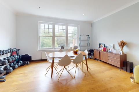 2 bedroom apartment for sale, Fitzjohns Avenue London NW3