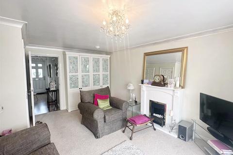 3 bedroom end of terrace house for sale, Marlpit Rise, Four Oaks