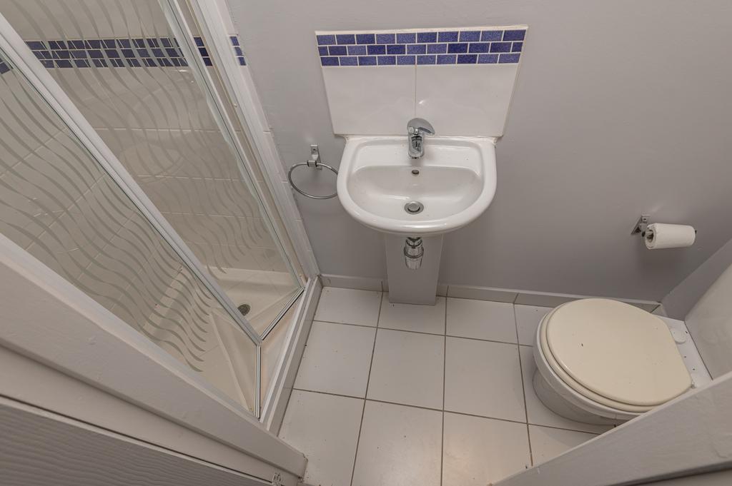 Apartment in Leeds - More