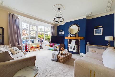 5 bedroom semi-detached house for sale, Swinbourne Gardens, Whitley Bay