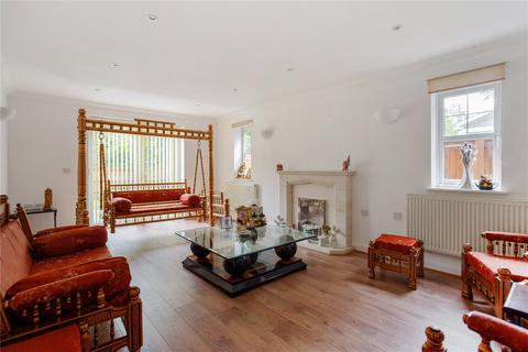 4 bedroom detached house for sale, Water Mead, Chipstead, Coulsdon, Surrey, CR5