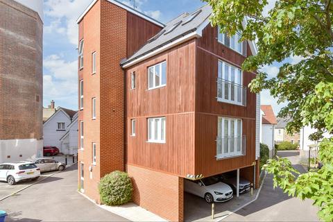 1 bedroom apartment for sale, Regent Street, Whitstable, Kent