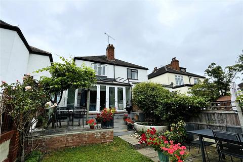 2 bedroom semi-detached house for sale, Hythe End Road, Staines-upon-Thames TW19