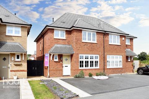 3 bedroom semi-detached house for sale, Castle Close, Burton-On-Trent