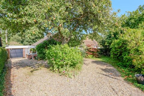 3 bedroom detached bungalow for sale, High Road, Brightwell-Cum-Sotwell OX10