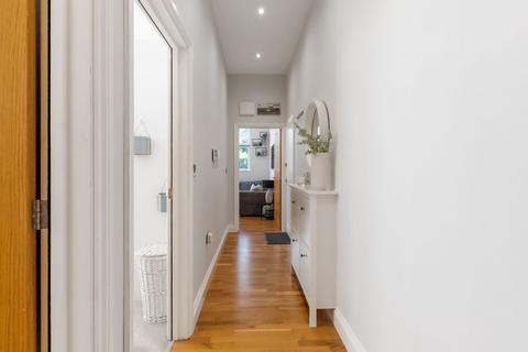 Flat 2, 18 Avenue Road, Sutton, SM2 6JD