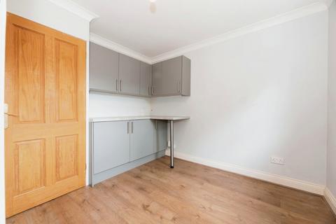 7 Forge Lane, Sunbury-on-thames, TW16 6EE