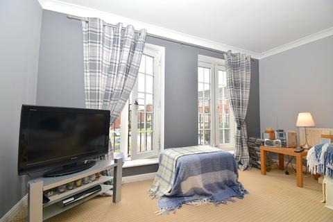 3 bedroom townhouse for sale, Oystermouth Way, Coedkernew, NP10