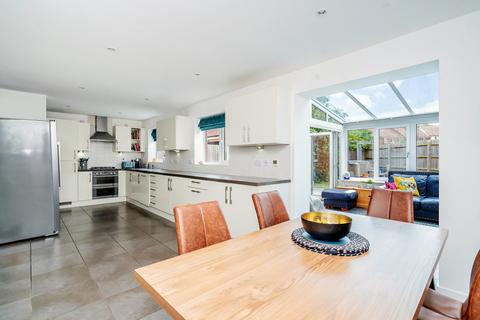 2 Arran Way, Newton Leys, Milton Keynes, MK3 5FF