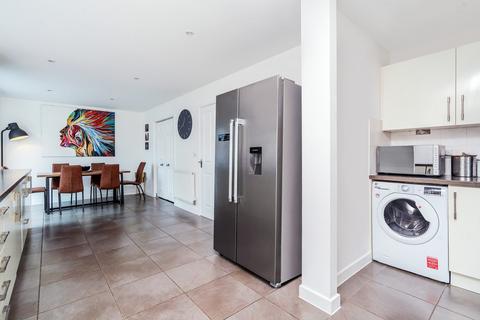 2 Arran Way, Newton Leys, Milton Keynes, MK3 5FF