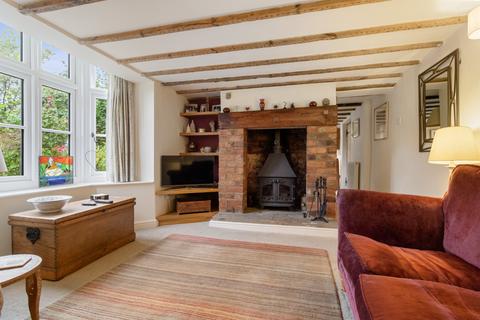 Hayley Cottage Broadmore Green, Rushwick, Worcester, WR2 5TE