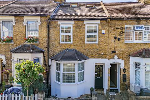 4 bedroom house for sale, Smeaton Road, Woodford Green IG8