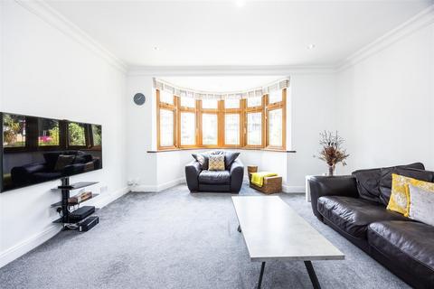 5 bedroom house for sale, South Park Drive, Ilford